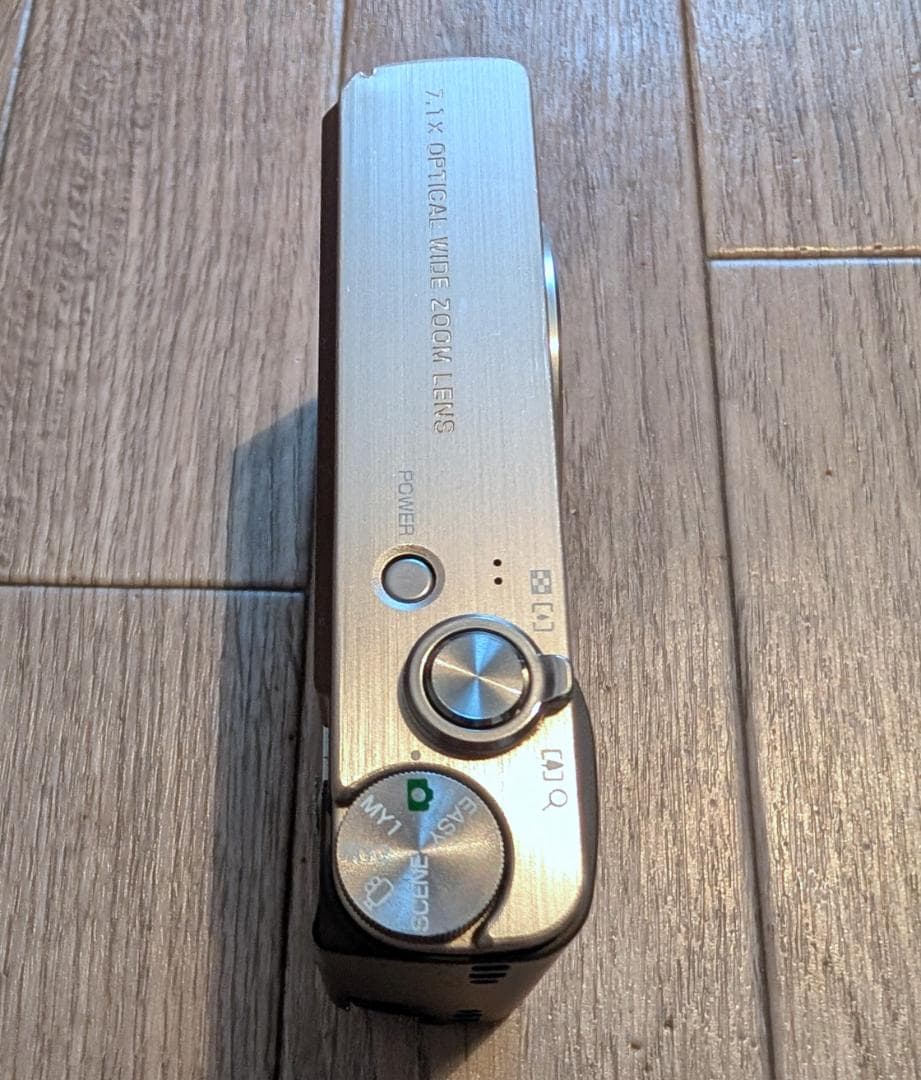 【完動品】RICOH R10 デジタルカメラ 4GBメモリーカード付き