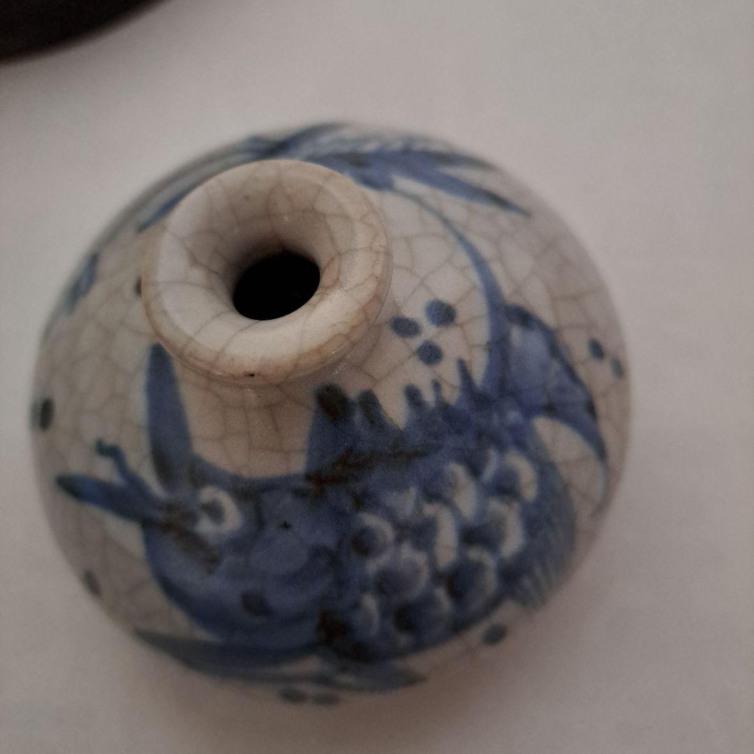 Kan　　江戸中　初期伊万里　　極上油壺　貫入　　縁広型　鯉、トンボ文