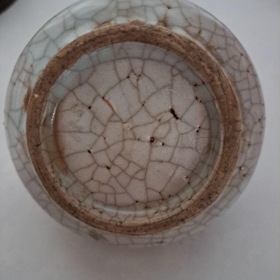 Kan　　江戸中　初期伊万里　　極上油壺　貫入　　縁広型　鯉、トンボ文