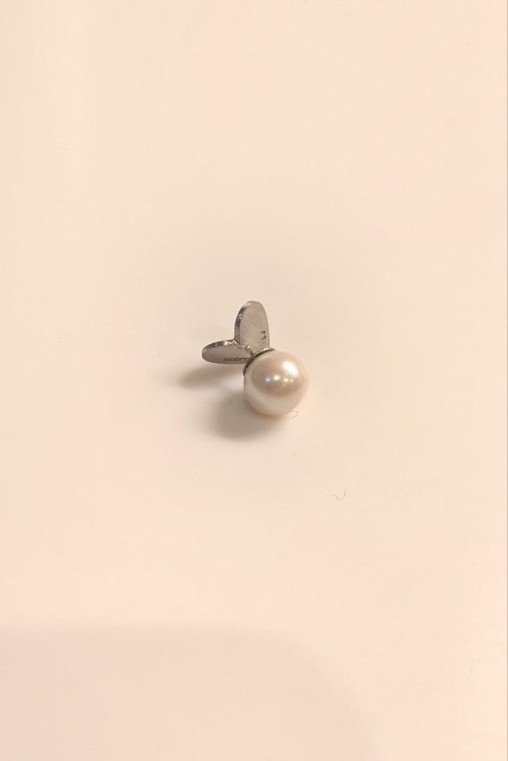 マ*ン様 MAYU　Small heart pierce (silver)　片耳