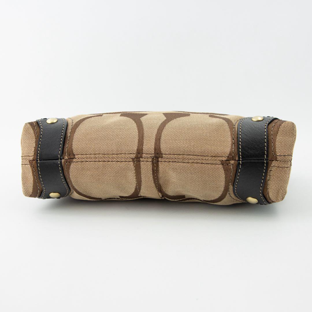 A146【美品】COACH／コーチ　アクセサリーポーチ　ハンドバッグ　シグネチャ