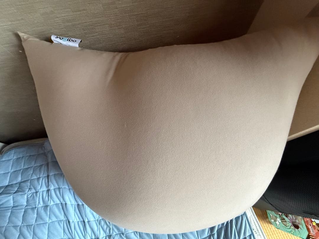 【手渡し希望※ほぼ新品購入／ほぼ使用せず】ヨギボーミニ（ライトグレー）