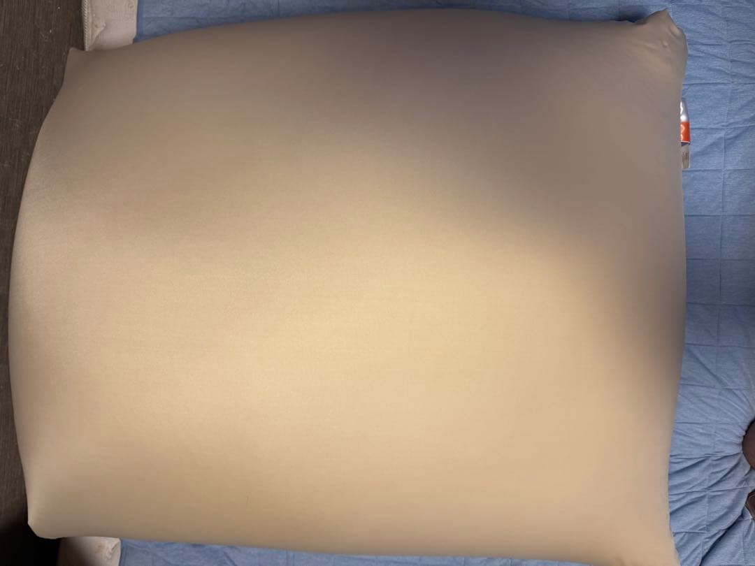 【手渡し希望※ほぼ新品購入／ほぼ使用せず】ヨギボーミニ（ライトグレー）