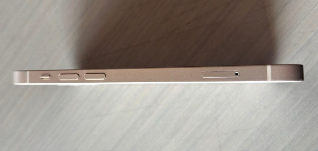 Apple iPhone 12 ホワイト　64GB