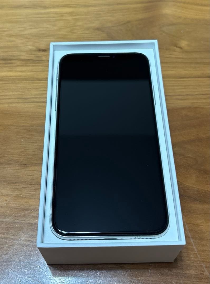 Apple iPhone X 256GB シルバー 本体