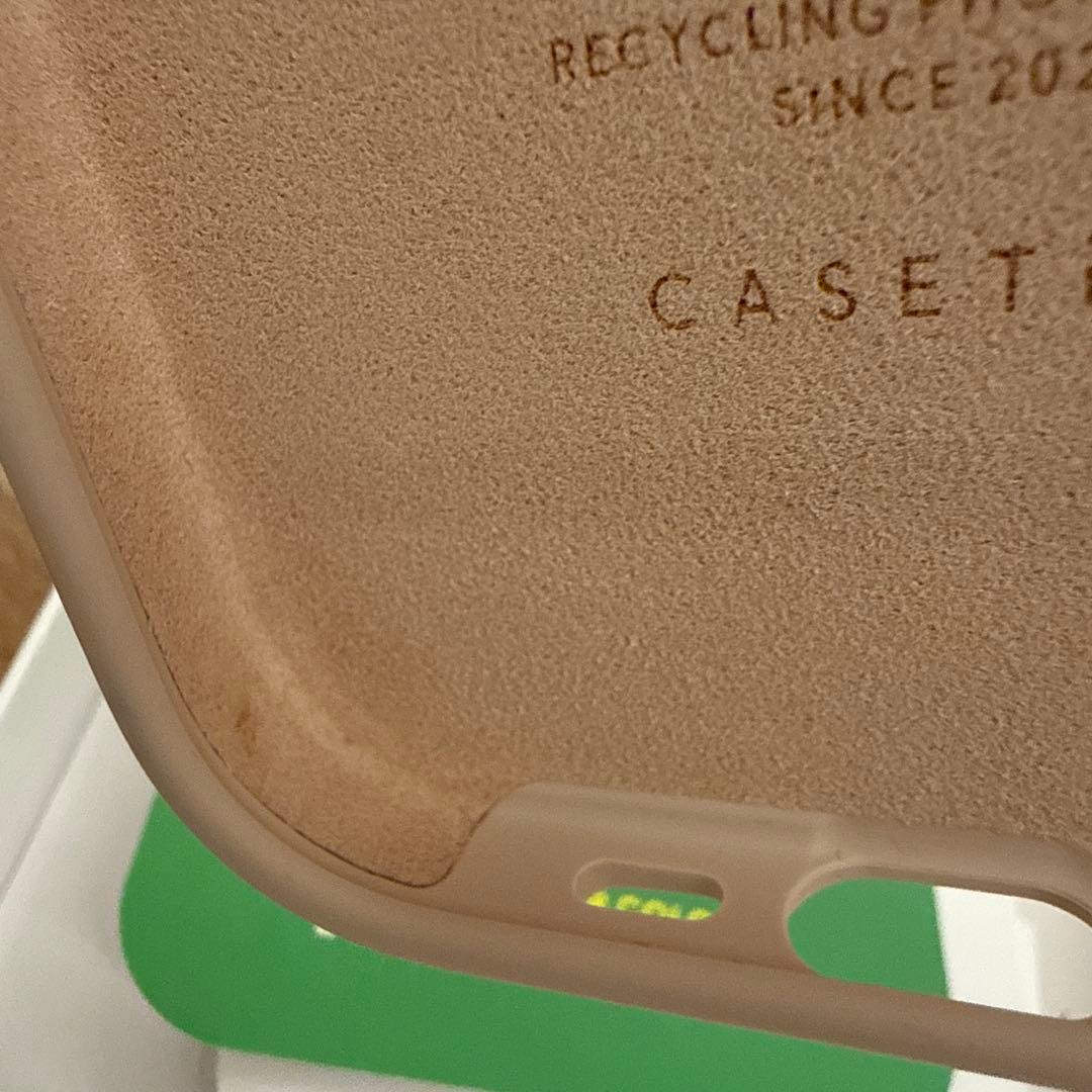 CASETiFY iPhone16Pro ウェーブシリコン　グリップスタンド