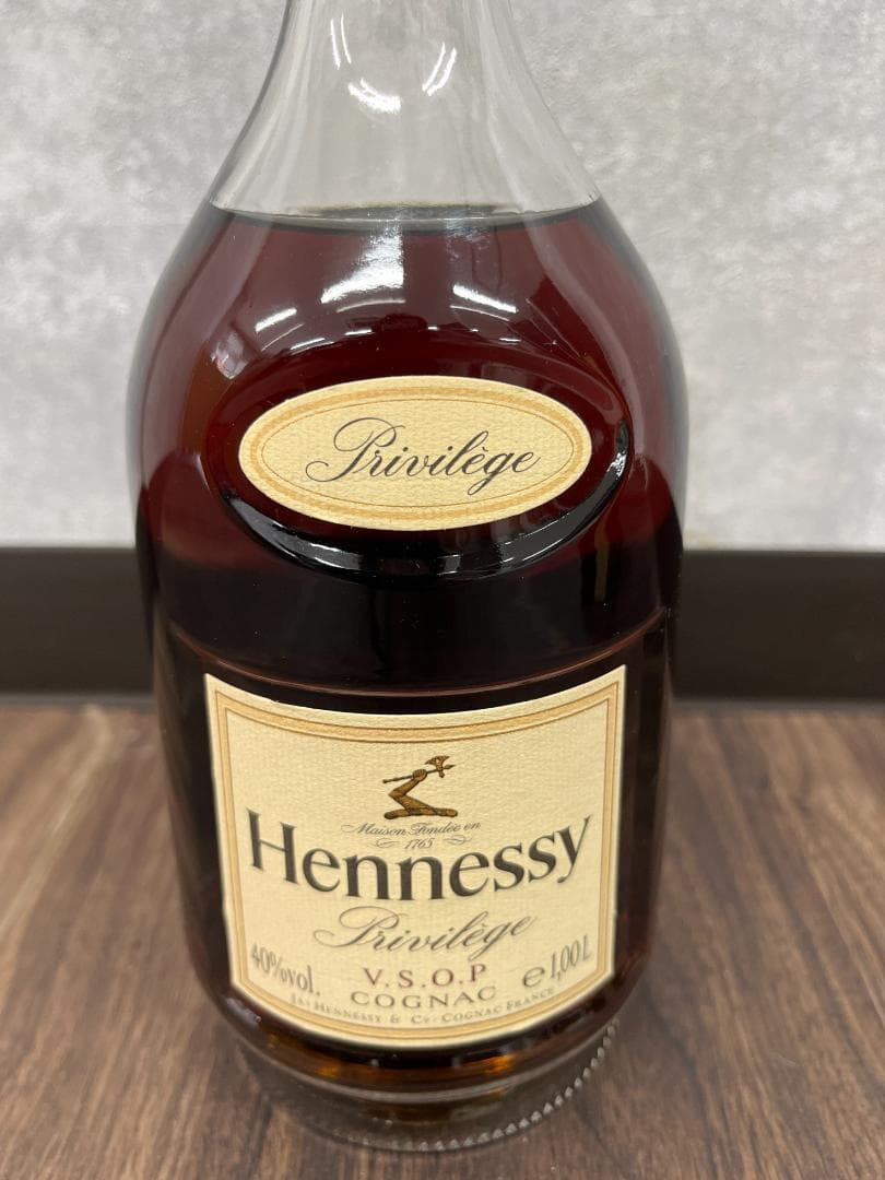 M033 ヘネシー VSOP コニャック　プリヴィレッジ 1L 40％