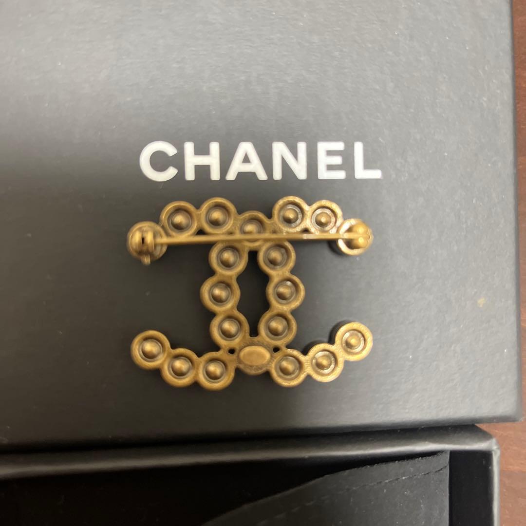 CHANEL ダブルCロゴ ブローチ