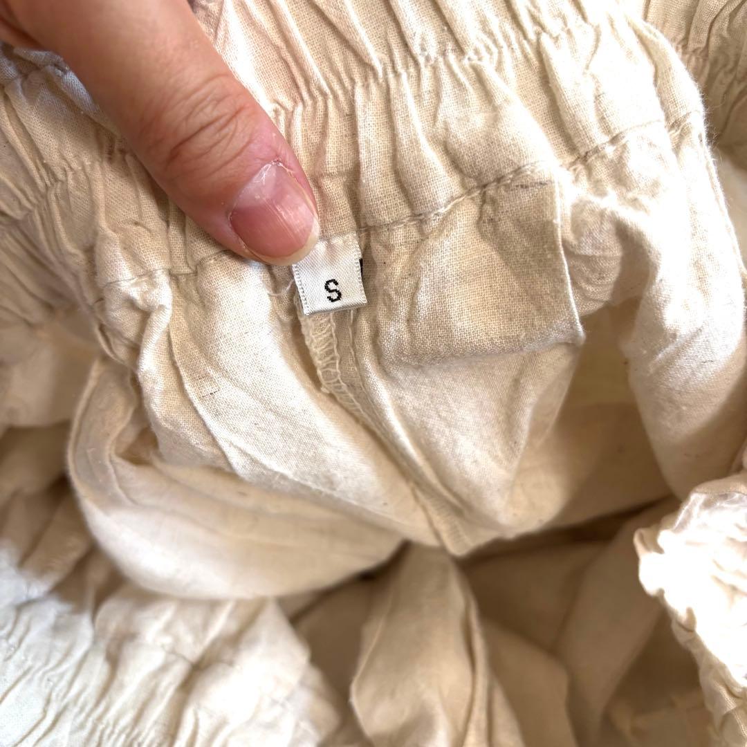 ヂェン先生の日常着　バルーンパンツ Sサイズ　生成