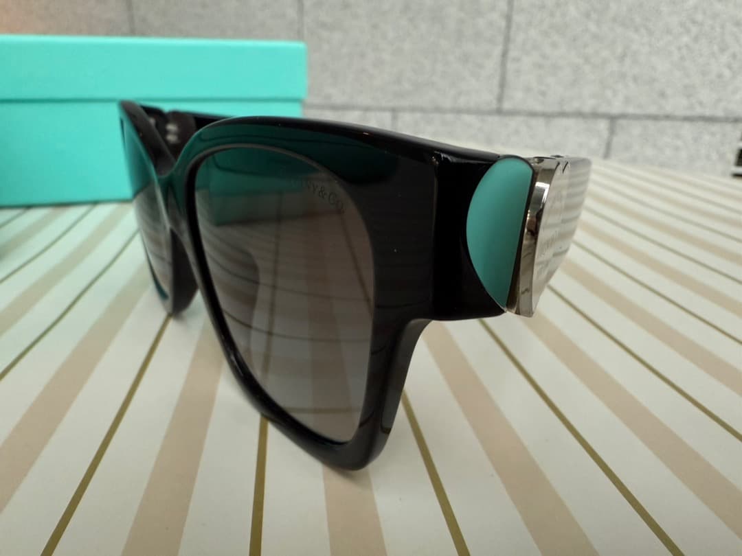 Tiffany&Coティファニー サングラス　／新品未使用