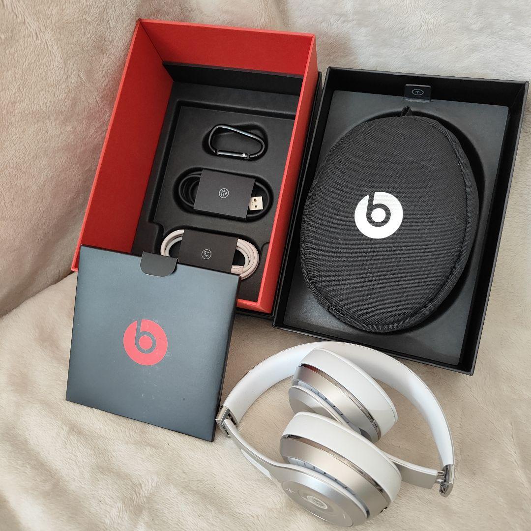 18)未使用beats solo3 wireless 特別版シルバー