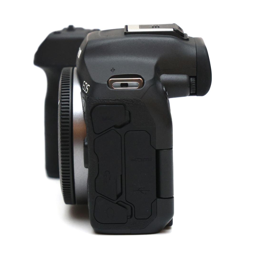 ★付属品完備★ キヤノン EOS R7 ボディ ミラーレス一眼