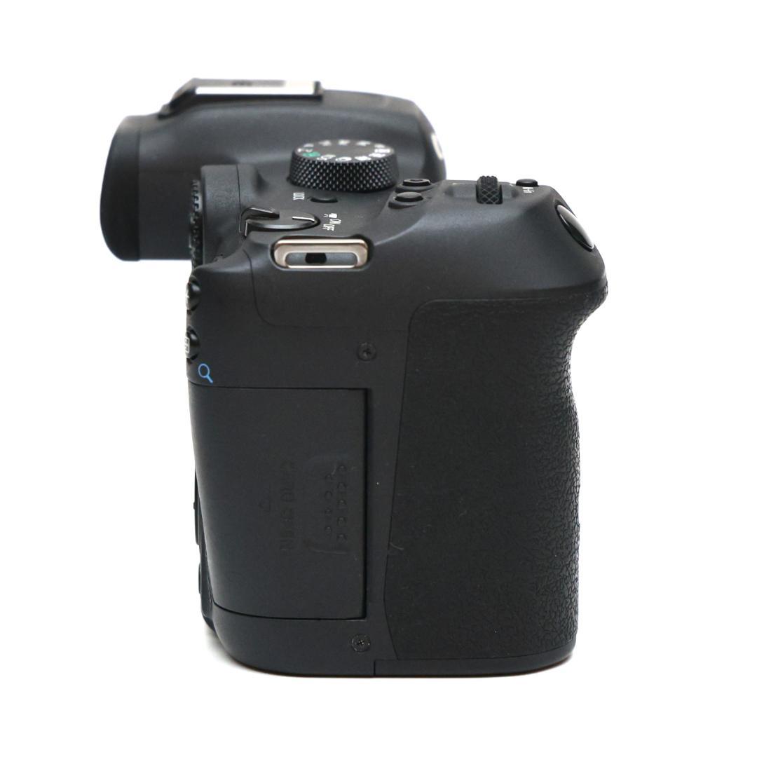 ★付属品完備★ キヤノン EOS R7 ボディ ミラーレス一眼