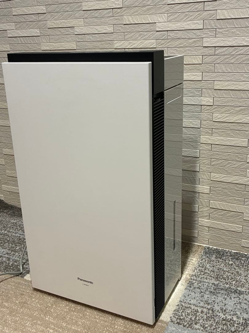 美品 パナソニック 次亜塩素酸 空間除菌脱臭機 ジアイーノ F-MVB21