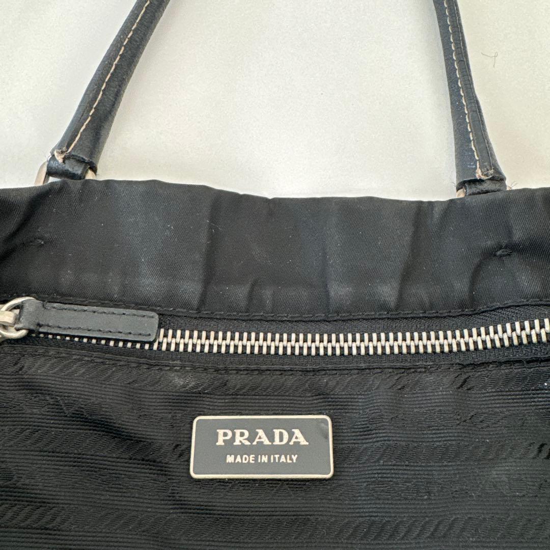PRADA ブラック ナイロン トートバッグ　ハンドバック