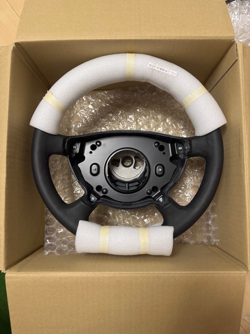 メルセデスベンツ　ステアリングホイール