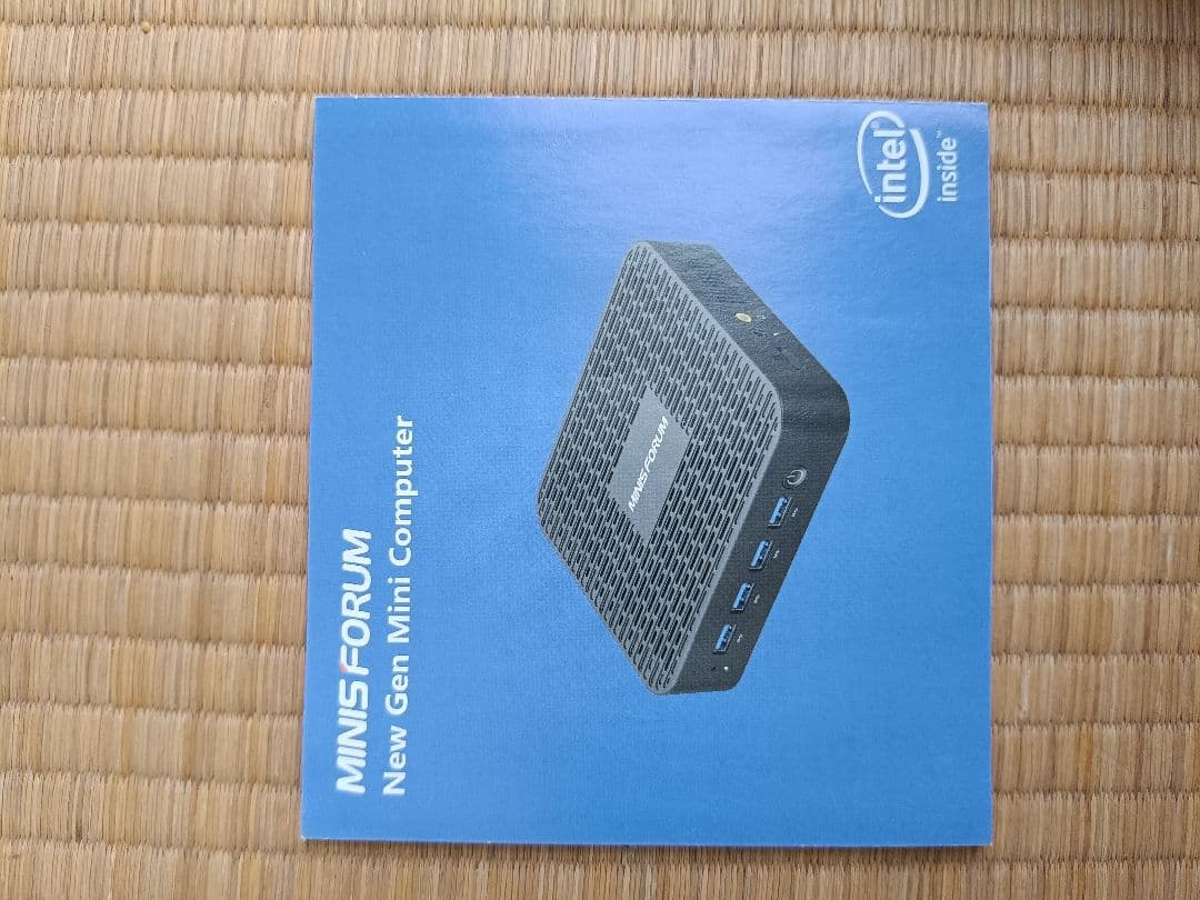 MINIS FORUM ミニPC ブラック 本体と付属品