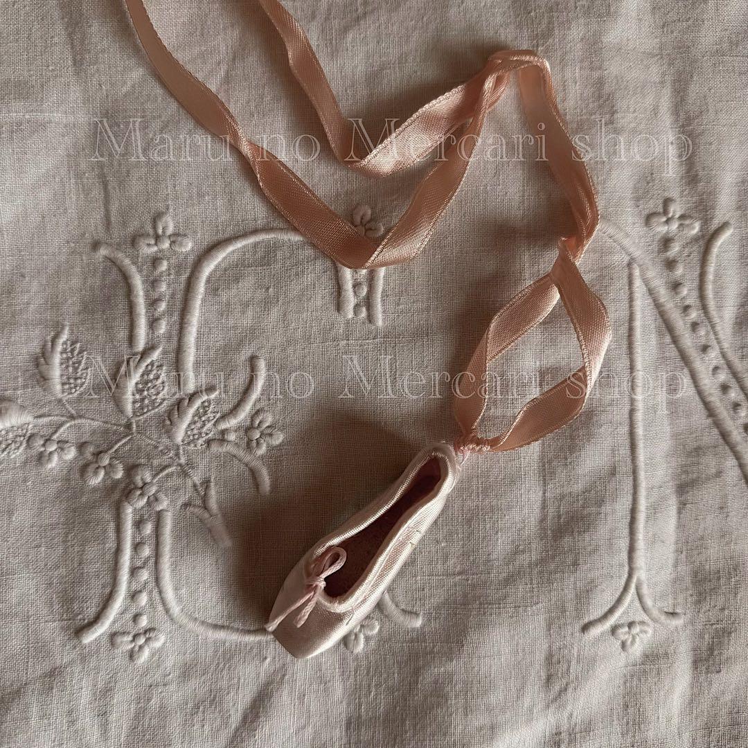 フランスアンティーク　ドール用　コルセット　羽　トゥシューズ　レース　フレンチ