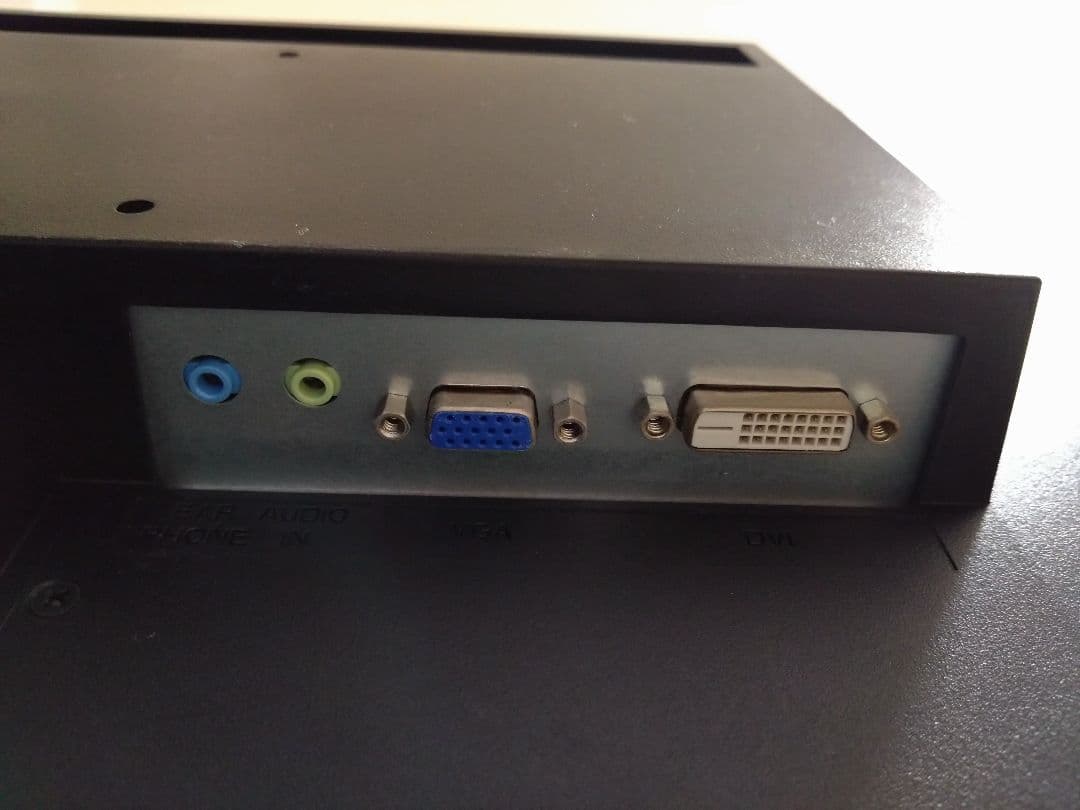 2台21.5型ワイド液晶ディスプレイLCD-MF224ED 広視野角ADSパネル