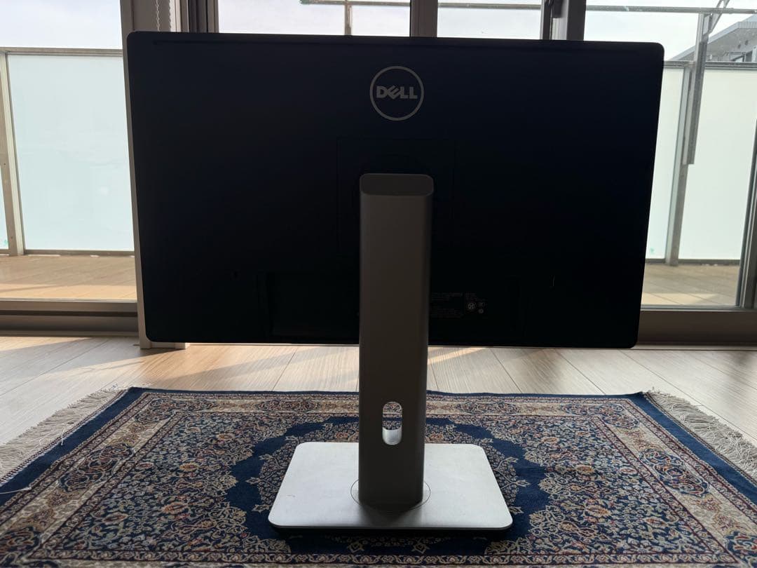 Dell 23.8インチ 4K モニター