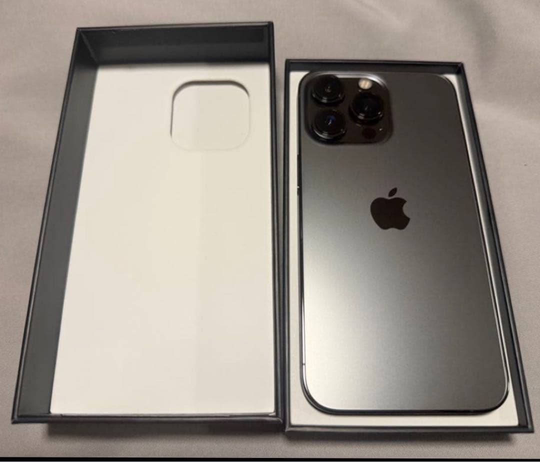 iPhone 13 Pro 128GB グラファイト　Apple