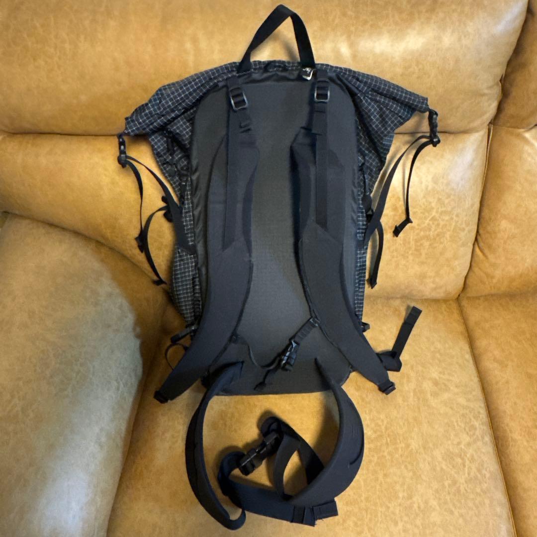 極上レベル！Arc'teryx RUSH SK 32 ブラックバッグ