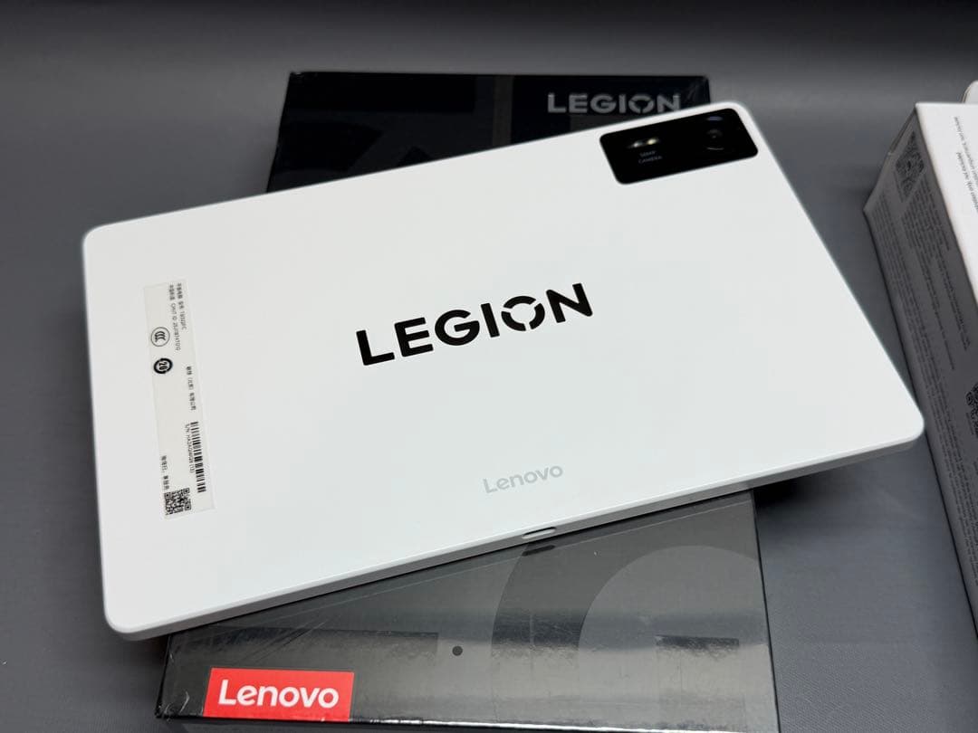 ホワイト Lenovo Legion Y700 Gen4 16GB/512GB