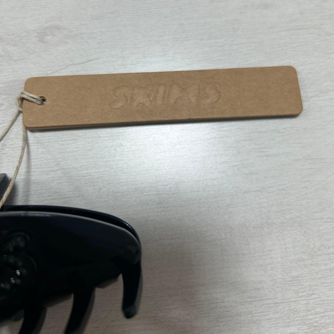 SKIMS ヘアクリップ ブラック　日本未入荷
