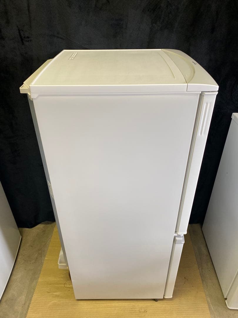 SHARPノンフロン冷凍冷蔵庫137L SJ-14E4-KW除菌・清掃済み