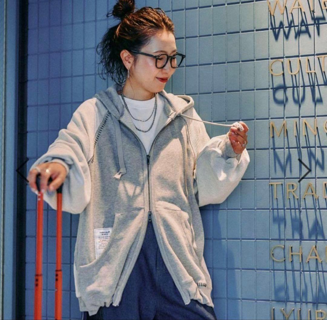 は*な様 【新品】 ニコアンド [be with M] misayo ハギパーカ