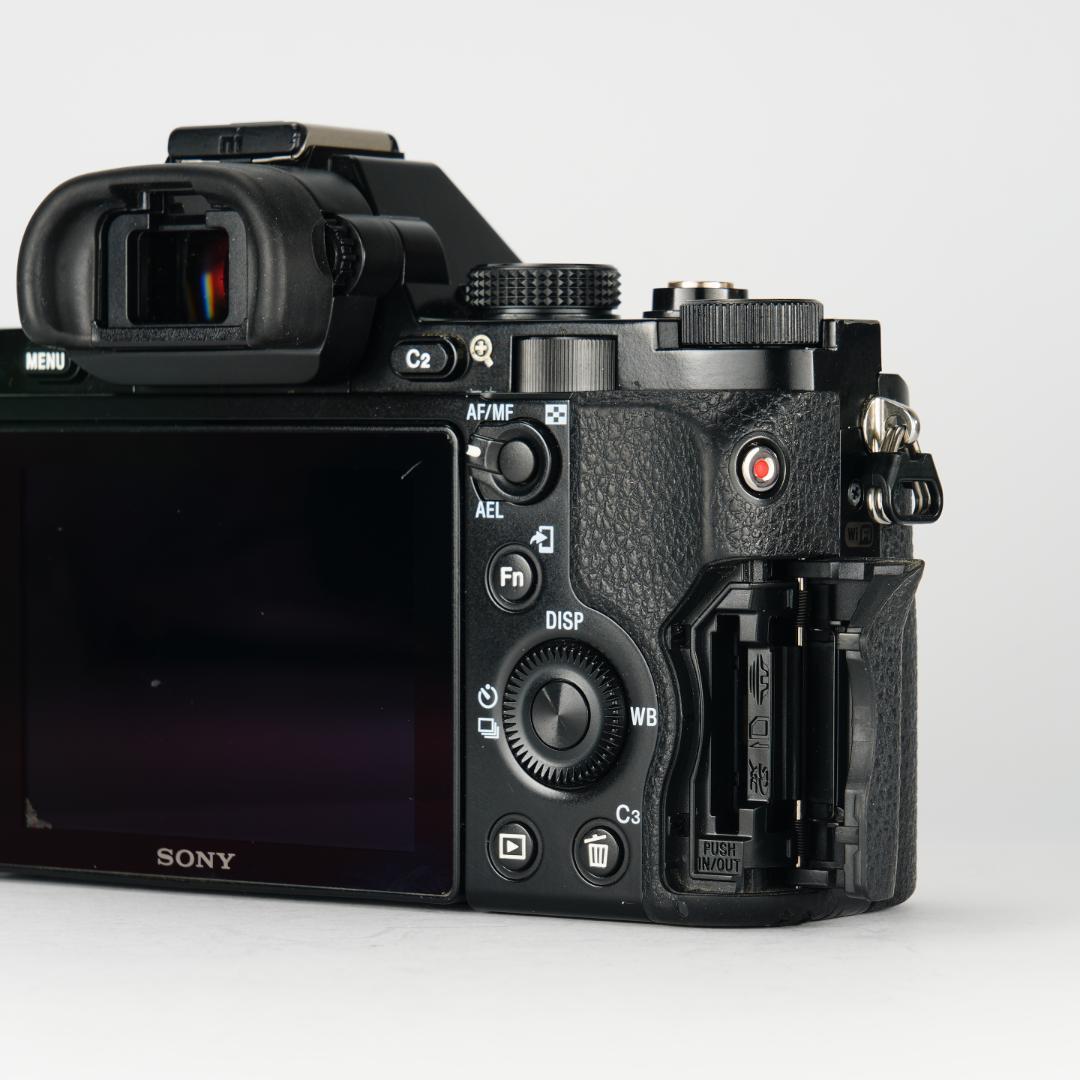 超軽量/フルサイズミラーレス/SONY α7/SEL2870望遠レンズセット