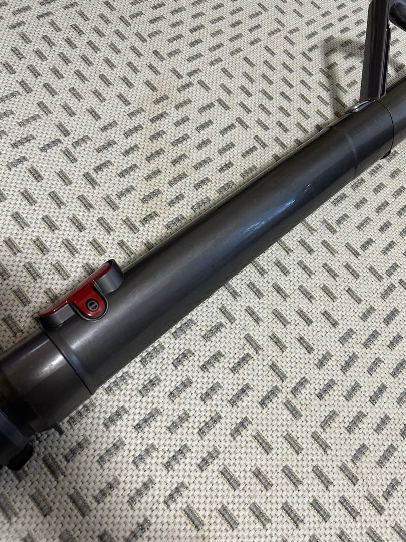 dyson ダイソン DC63 サイクロン式掃除機