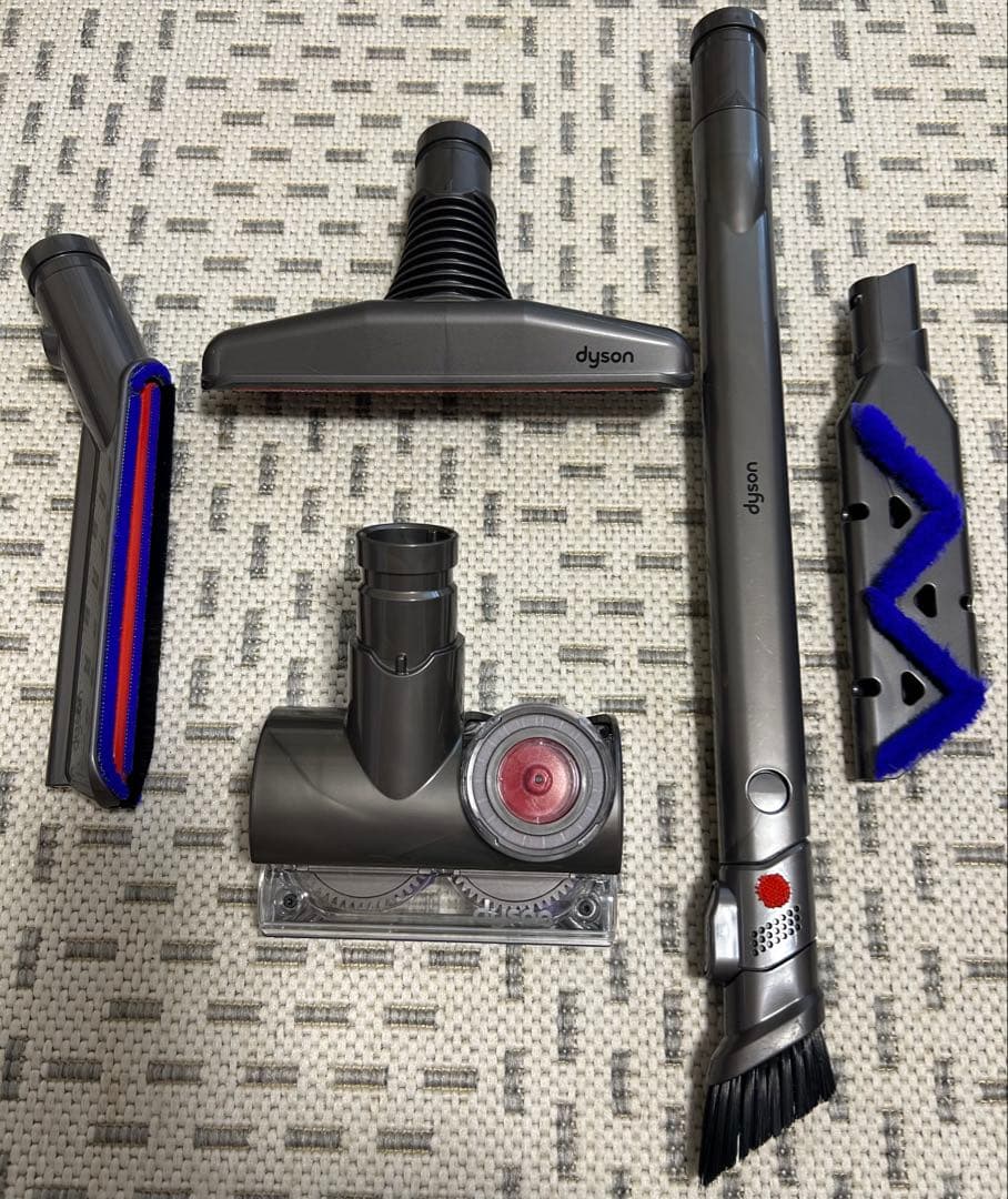 dyson ダイソン DC63 サイクロン式掃除機