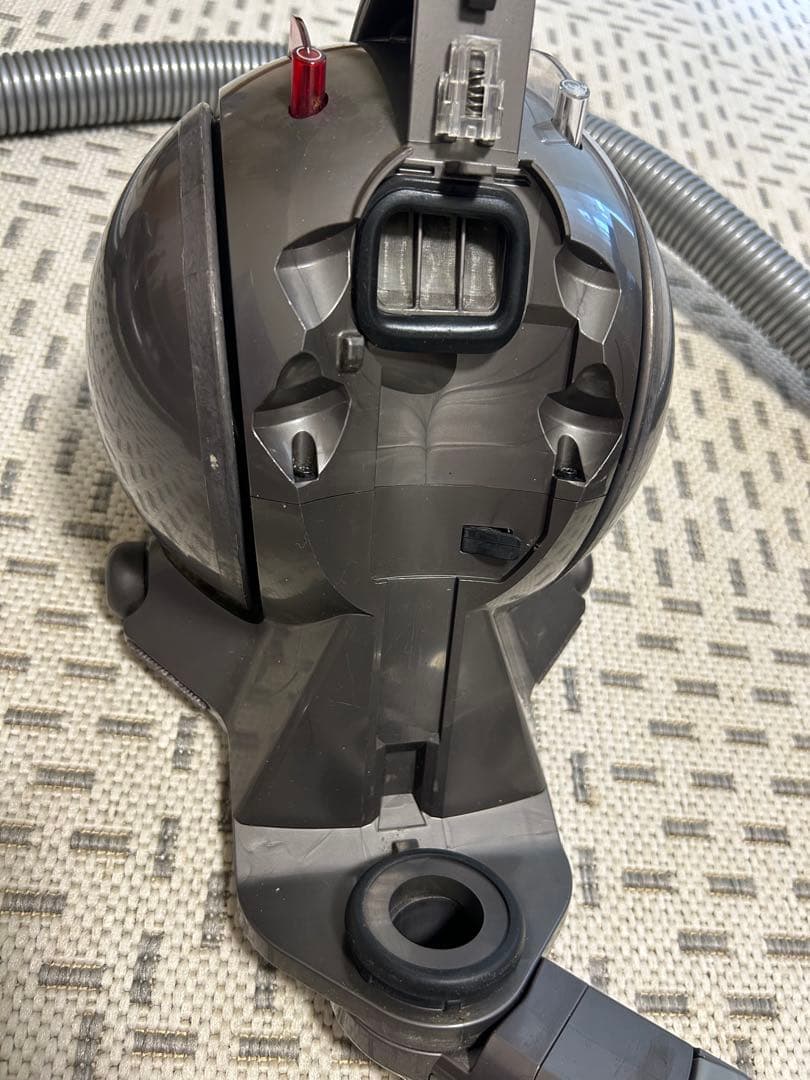 dyson ダイソン DC63 サイクロン式掃除機