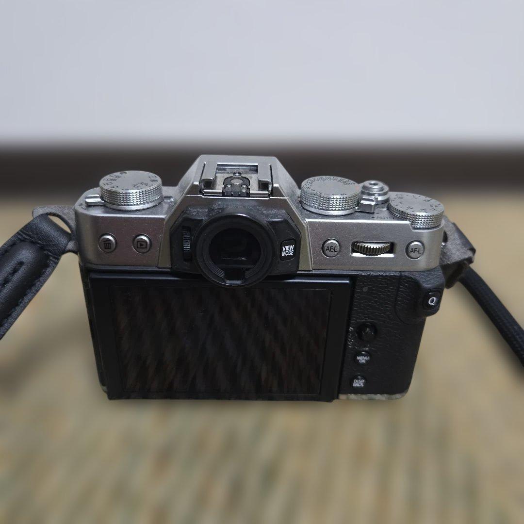Fujifilm X-T30 ミラーレスカメラ 本体、レンズ、メモリーカード付き