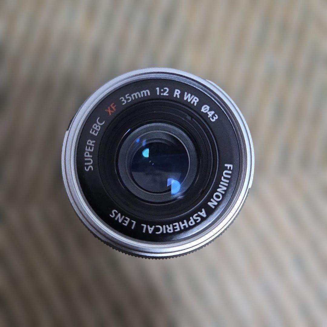 Fujifilm X-T30 ミラーレスカメラ 本体、レンズ、メモリーカード付き