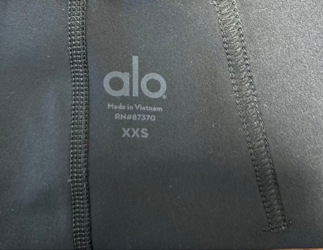 alo yoga アローヨガ　ハイウェストレギンス RN#87370