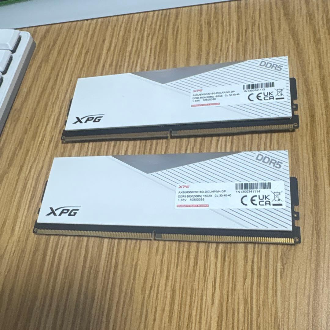 ADATEドスパラ限定モデルメモリ　32GB（16 x2）