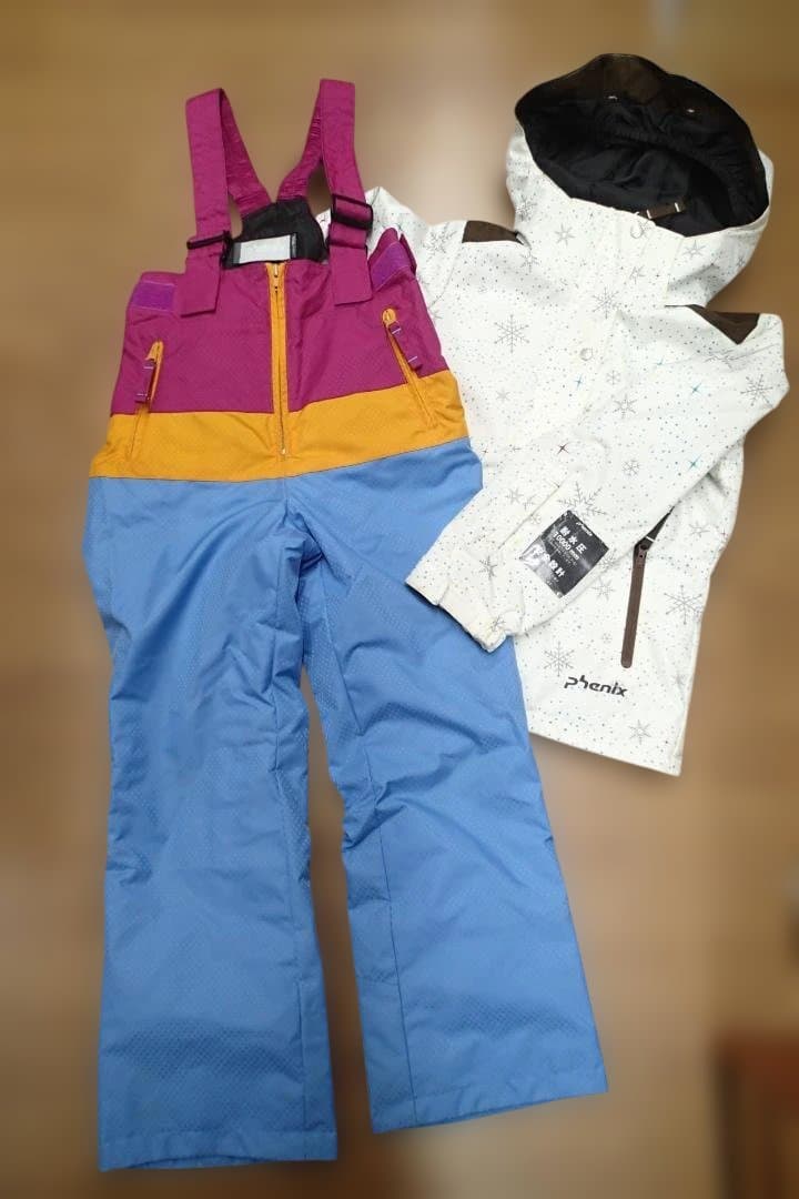 phenix 雪の結晶柄 スキーウェア上下セット　130