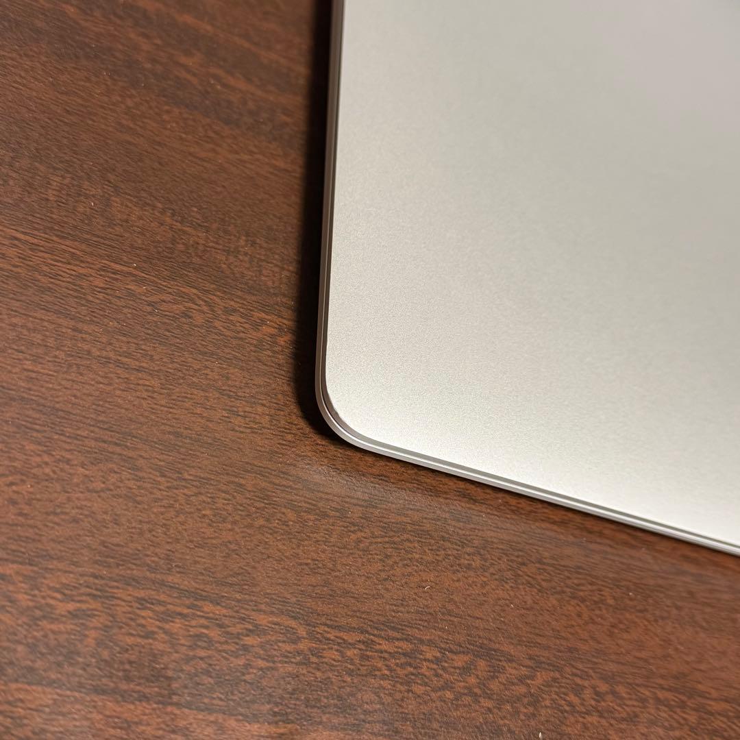 MacBook Air M1 8GB シルバー 256GB