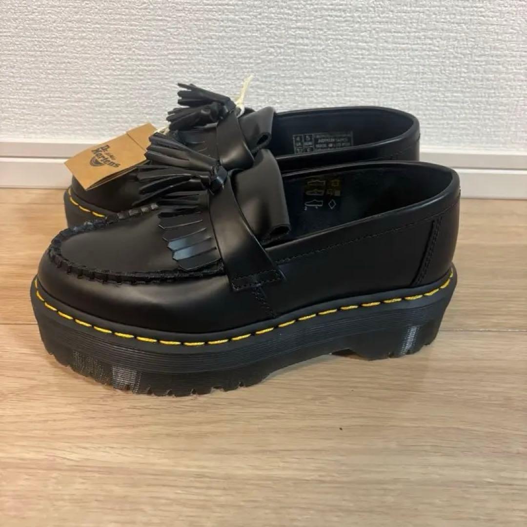 Dr. Martens ADRIAN QUADタッセルローファー uk4