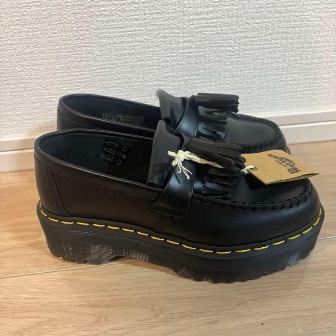 Dr. Martens ADRIAN QUADタッセルローファー uk4