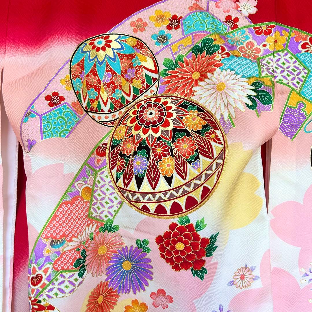 着物　お宮参り　産着　祝着　赤　ピンク　鞠　四季草花　金駒刺繍　女の子　襦袢付き