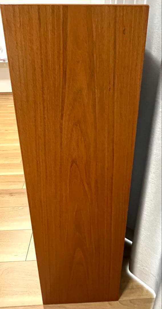 再出品　木目が綺麗な本棚　飾り棚にも使えます　即購入OK