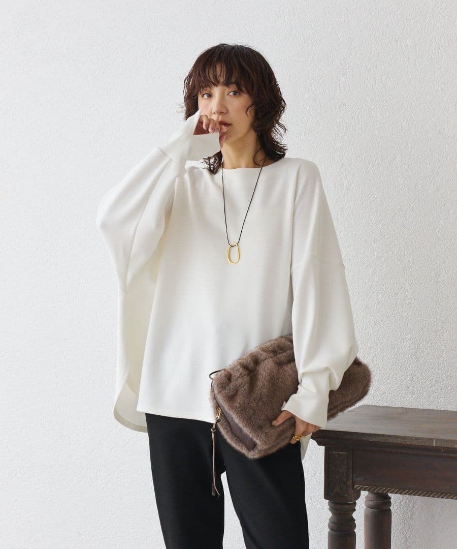 リヴドロワ　RIVE DROITE　　ダンボールポンチョプルオーバー　フリー