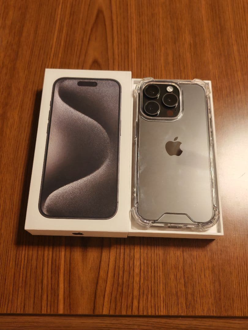 iPhone15pro　ブラックチタニウム　 128gb
