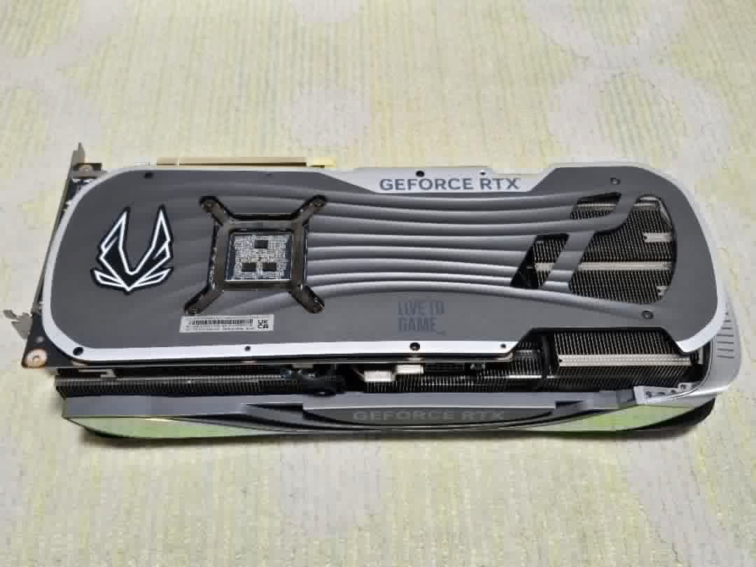 グラフィックボード・グラボ・ビデオカード ZOTAC GeForce RTX 4070 Ti 12GB