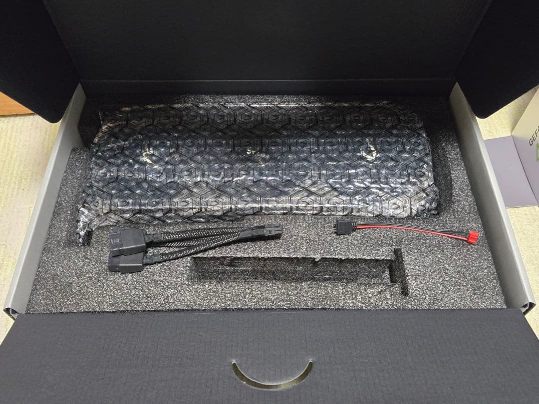 グラフィックボード・グラボ・ビデオカード ZOTAC GeForce RTX 4070 Ti 12GB