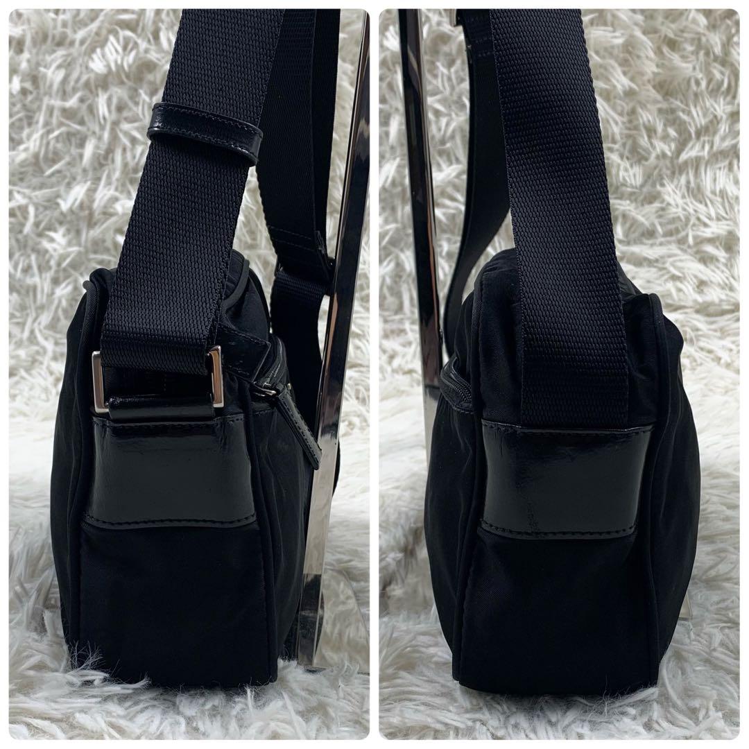 【✨極美品✨】プラダ カメラバッグ 三角ロゴ ナイロン レザー ブラック