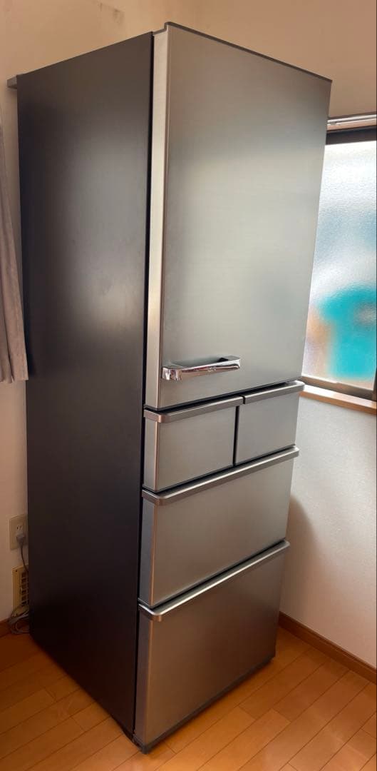 【美品】2018年製　ＡＱＵＡ　冷蔵庫　ＡＱＲ−ＳＶ４２ＨＬ−Ｓ